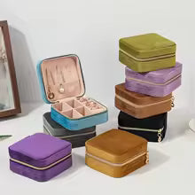 Boite à bijoux velours differentes couleurs